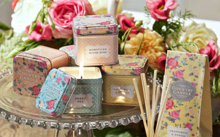 THE COUNTRY CANDLE COMPANY