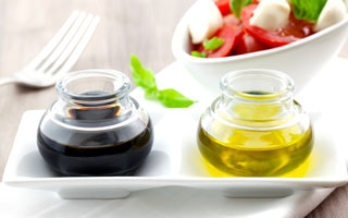 OLIVE OIL & BALSAMIC VINEGAR