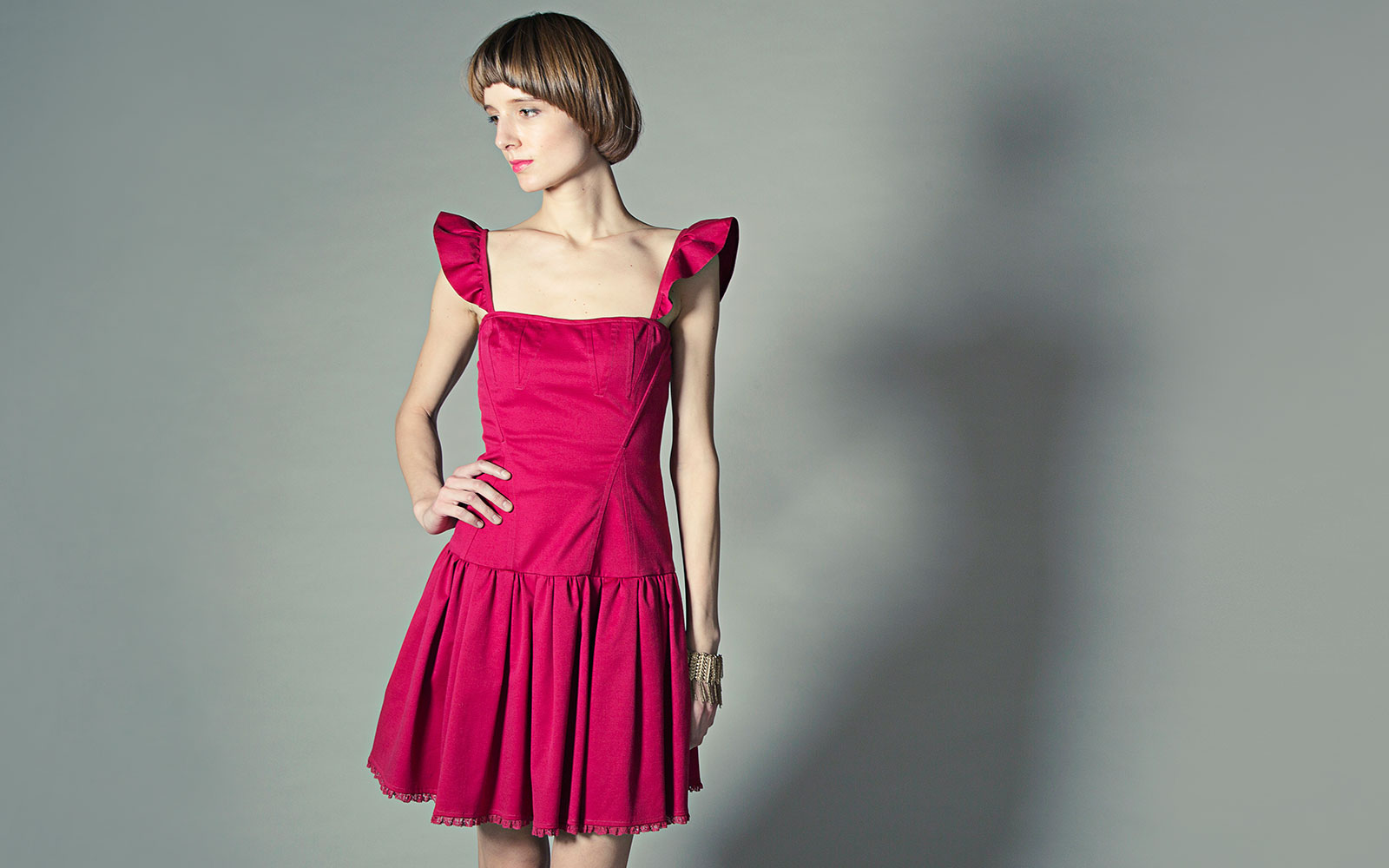 RED VALENTINO：PARTY DRESS