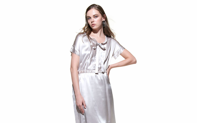 BODY DRESSING:Large size
