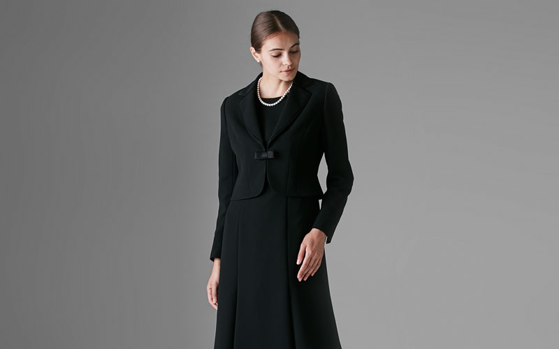 MARIO VALENTINO and more:Black Formal