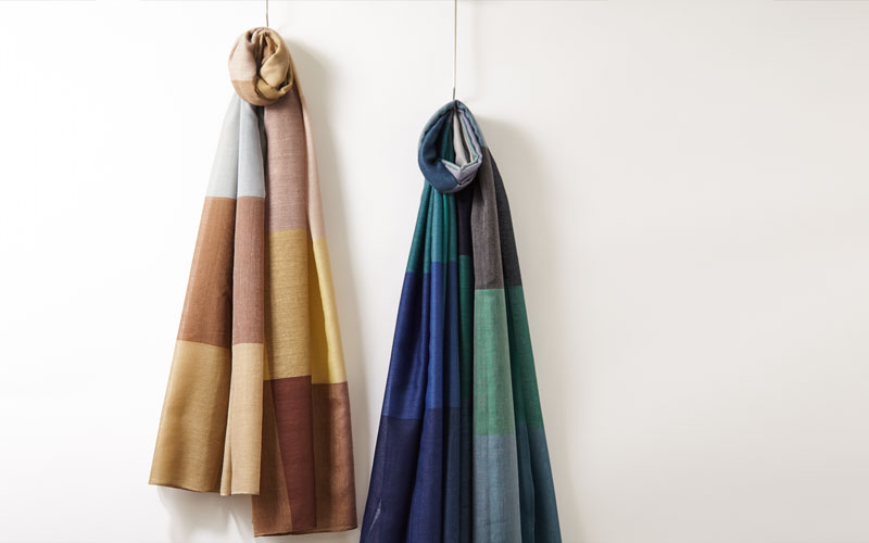 MOONBAT:SCARVES