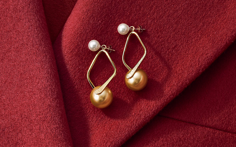 MODE FOURRURE:EARRING ACCESSORIES