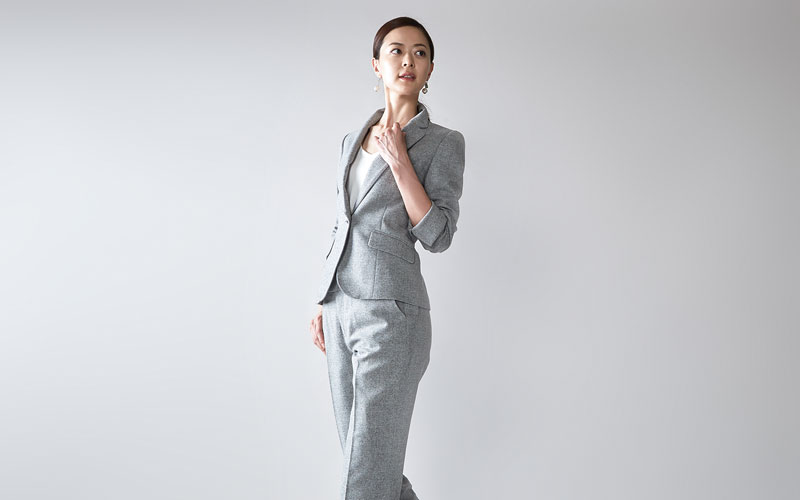 WHITE JOOLA SUITE SELECTION