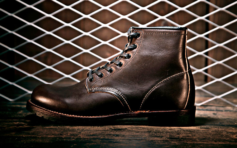 RED WING SHOES.