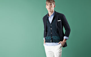 GISELE HOMME