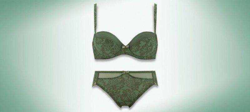 ESSENCE by Triumph ・ VALISERE