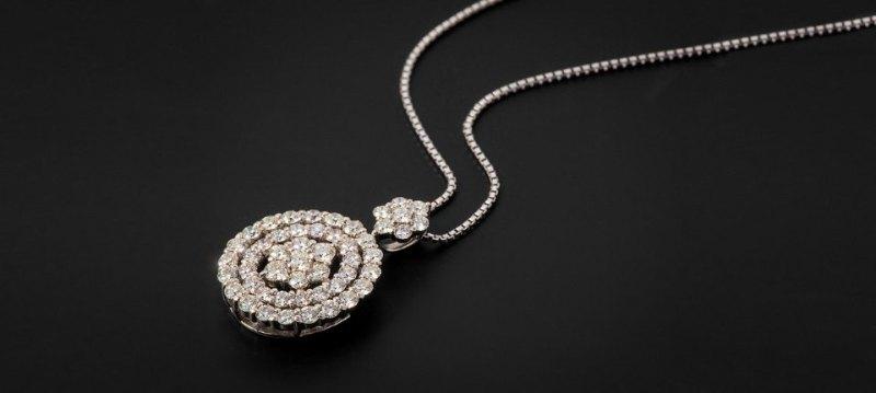 4 SEASONS JEWELRY Diamonds