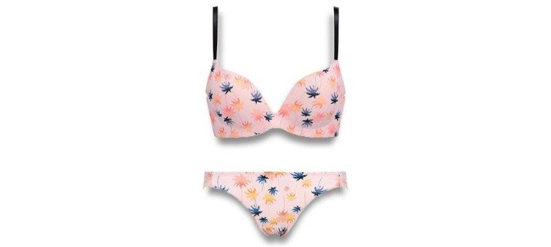 AMO'S STYLE by Triumph
