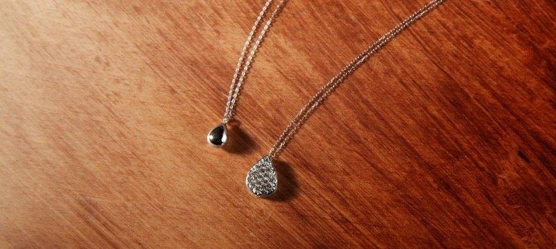 QUO JEWELRY:NECKLACES