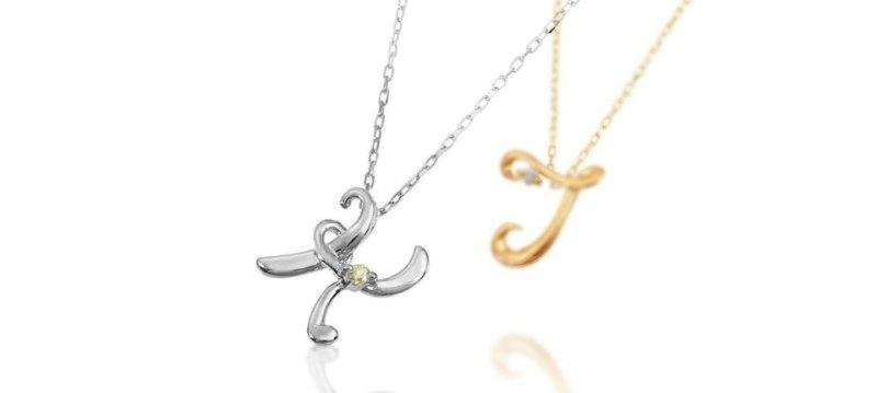 Jewelers:Gold Letter Necklace