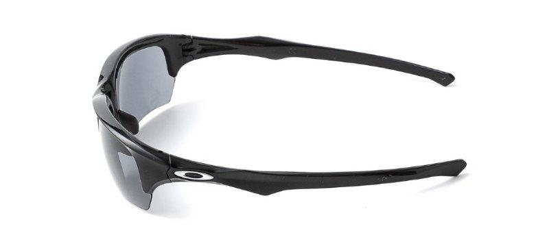 OAKLEY