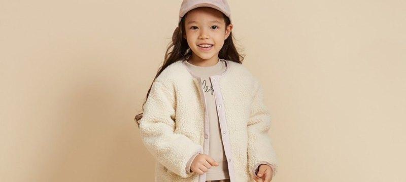 a.v.v for kids