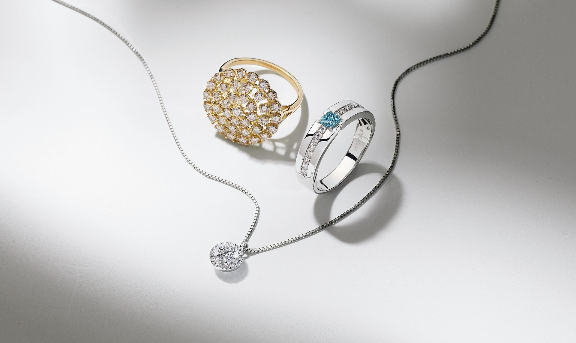 Premium diamond jewels collection