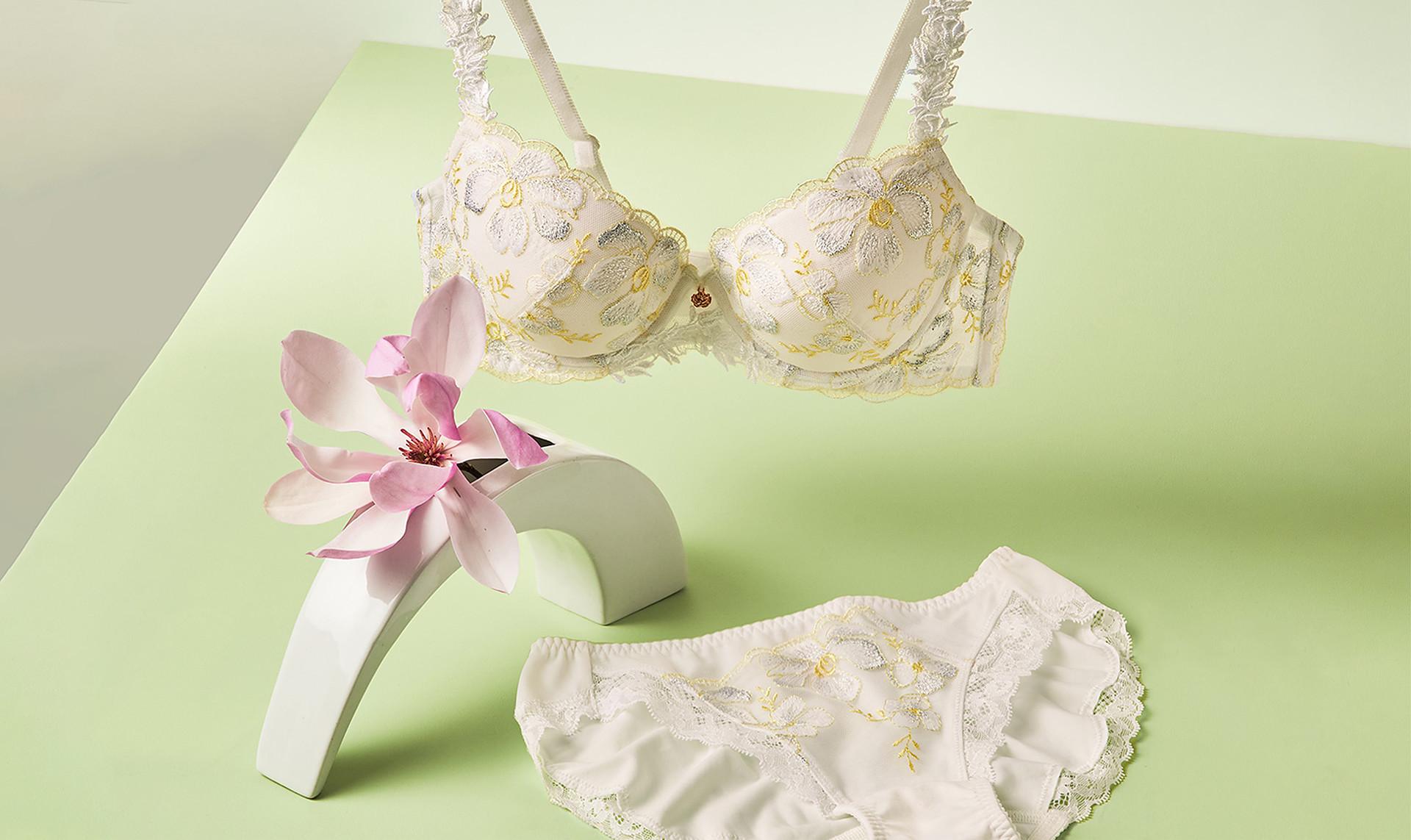 FLORALE by Triumph